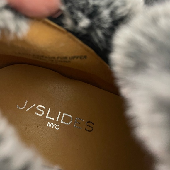 J Slides black suede bootie - Picture 4 of 5